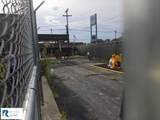 2420 North Main St - Photo 18