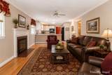 219 Mowbray Arch - Photo 13