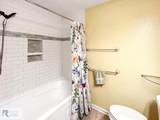 916 Poplar Trace - Photo 18