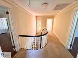 388 Hawthorne Dr - Photo 14