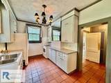 388 Hawthorne Dr - Photo 8