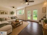 493 Lakeside Dr - Photo 9
