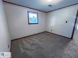 1622 Maple Dr - Photo 17
