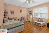 1748 Maple Dr - Photo 19