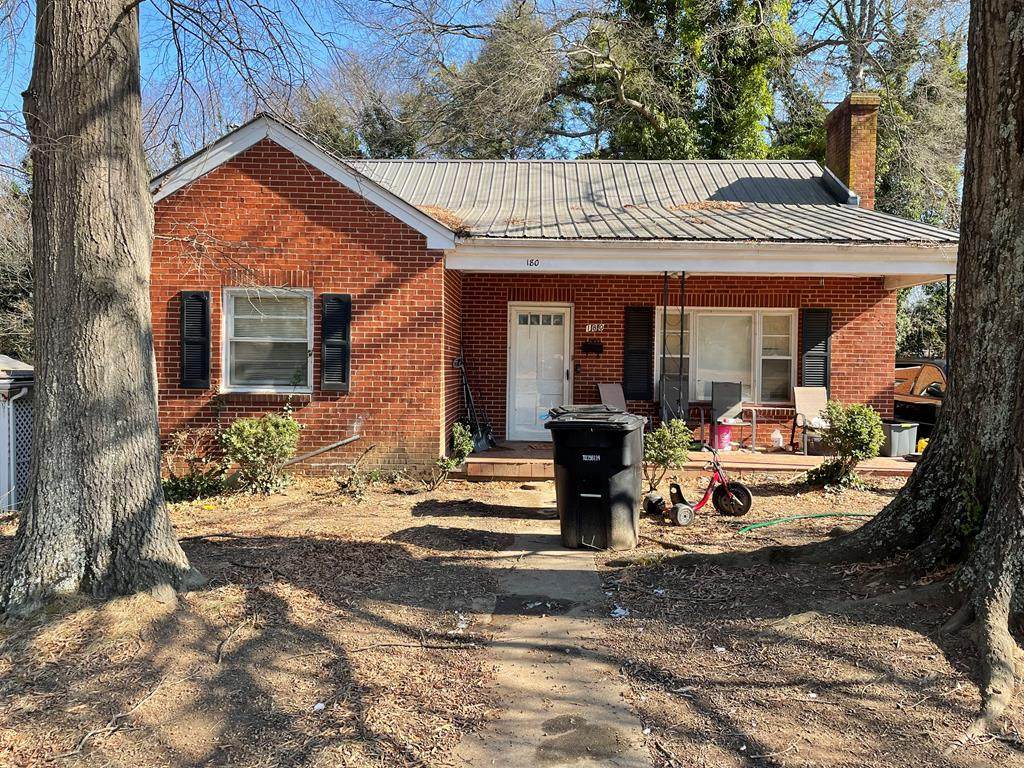 180 Sherwood Dr - Photo 1