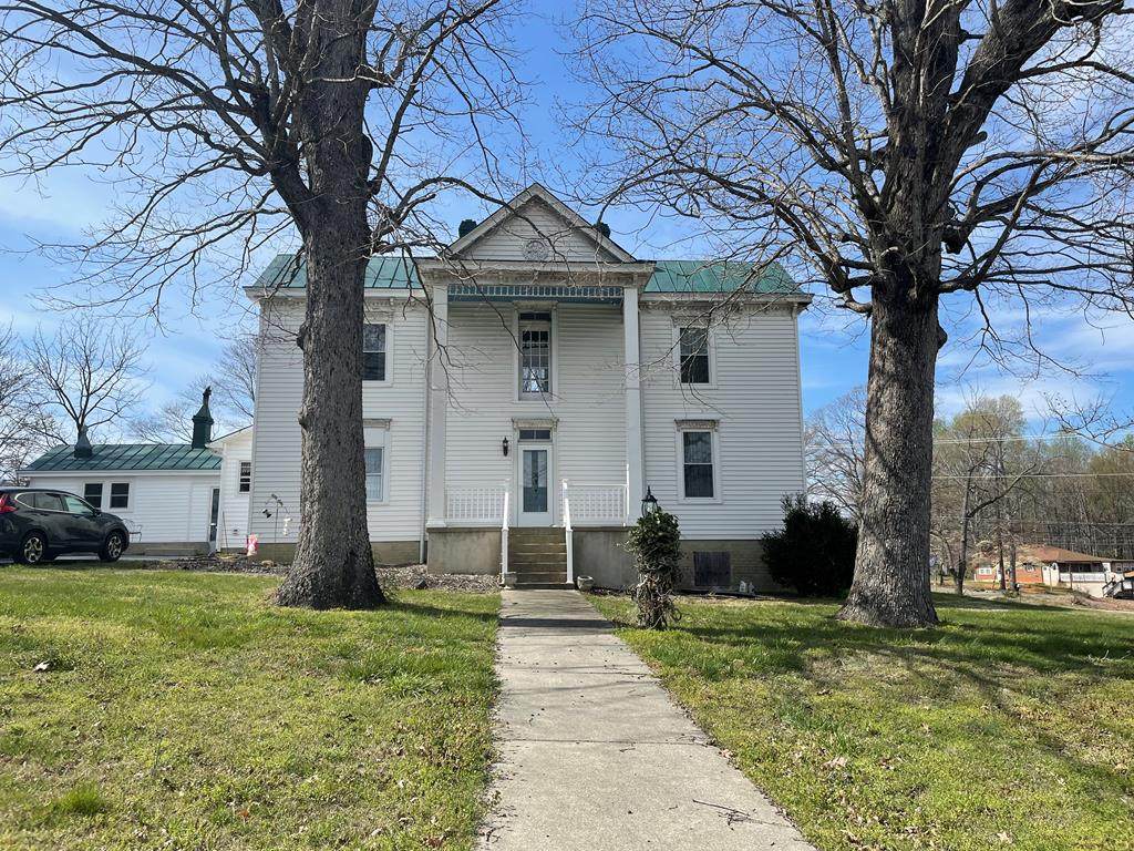 100 Country Ln - Photo 1