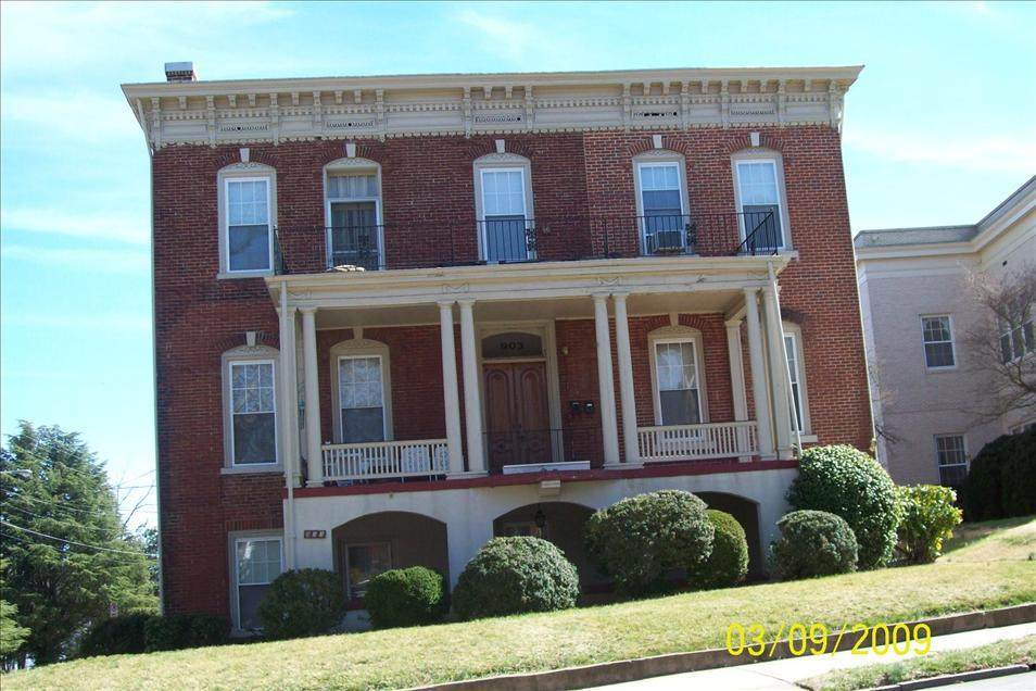 903 Main St - Photo 1