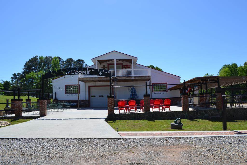 225 Mill Rd - Photo 1