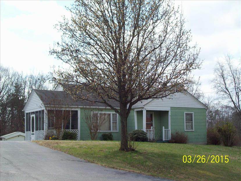 421 Parker Rd - Photo 1
