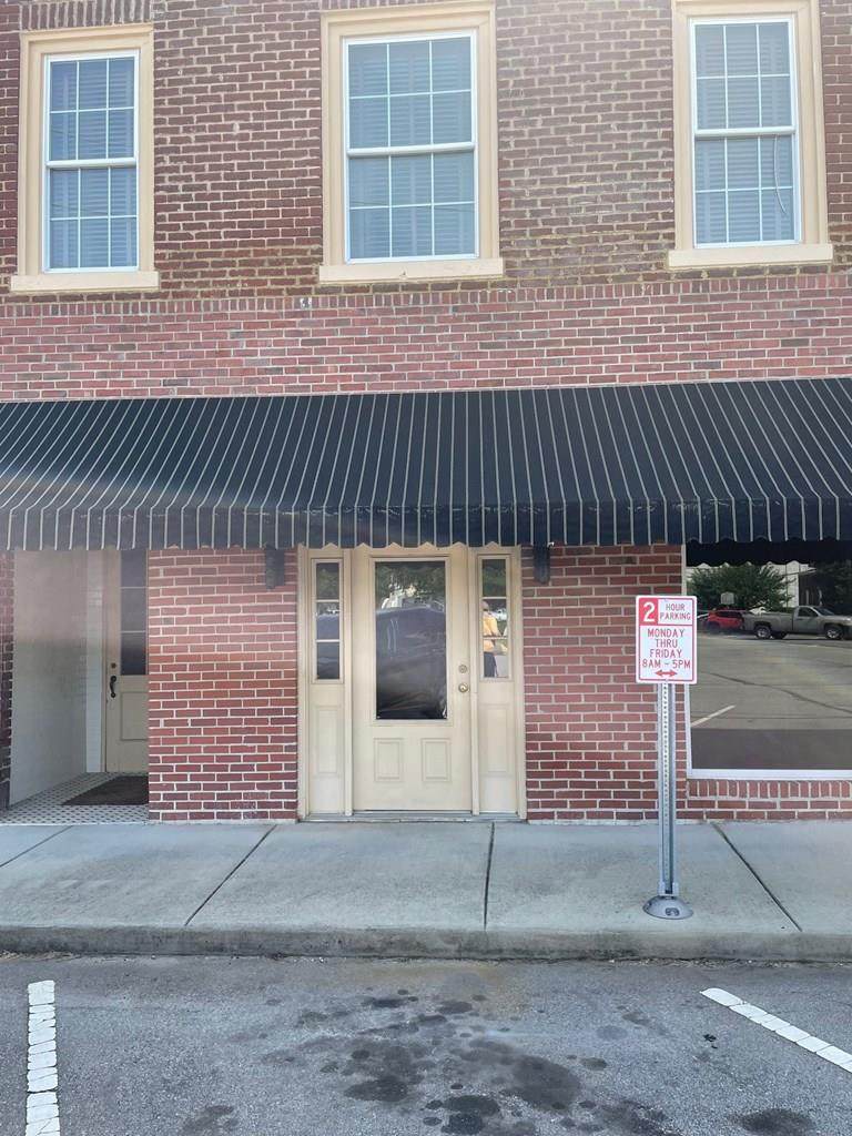 168 Courthouse Sq - Photo 1