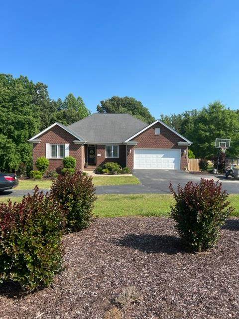 145 Meadowview Dr - Photo 1