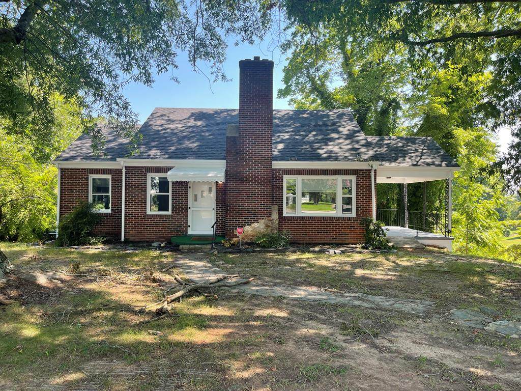 2028 Westover Dr - Photo 1