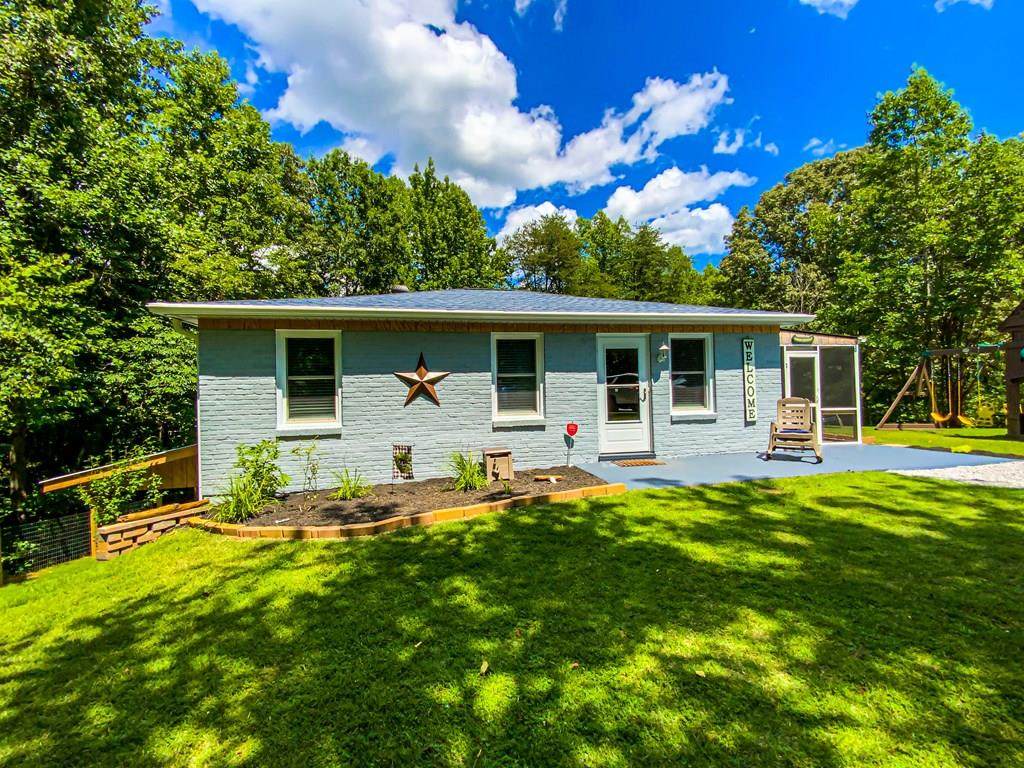 261 Eastwood Dr - Photo 1