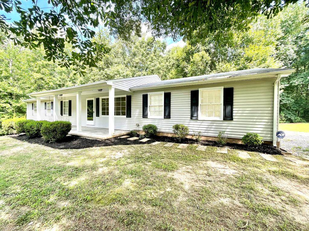 140 Spring Lake Pl - Photo 1