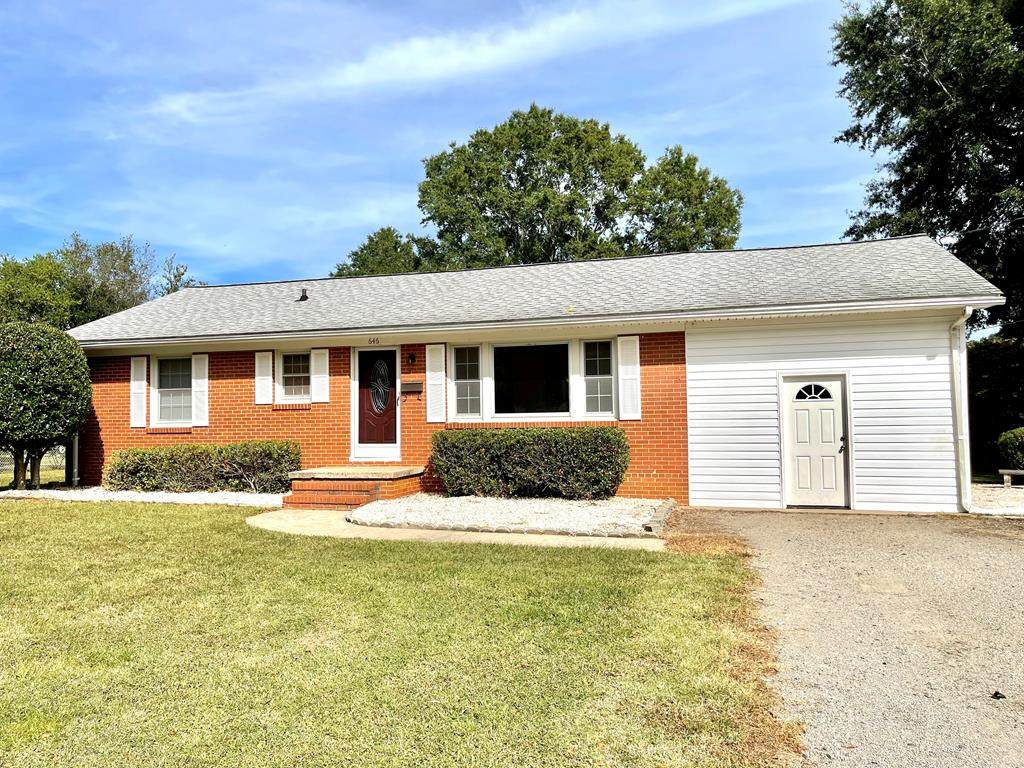 646 Highland Park Dr - Photo 1