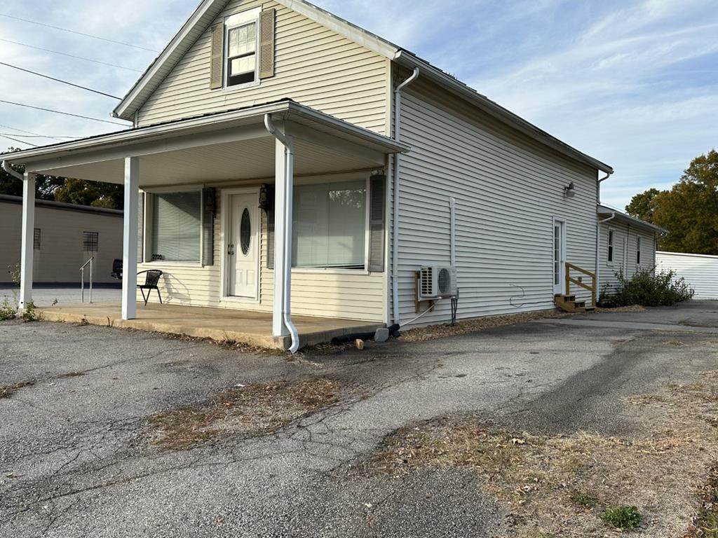 2720 Westover Dr - Photo 1