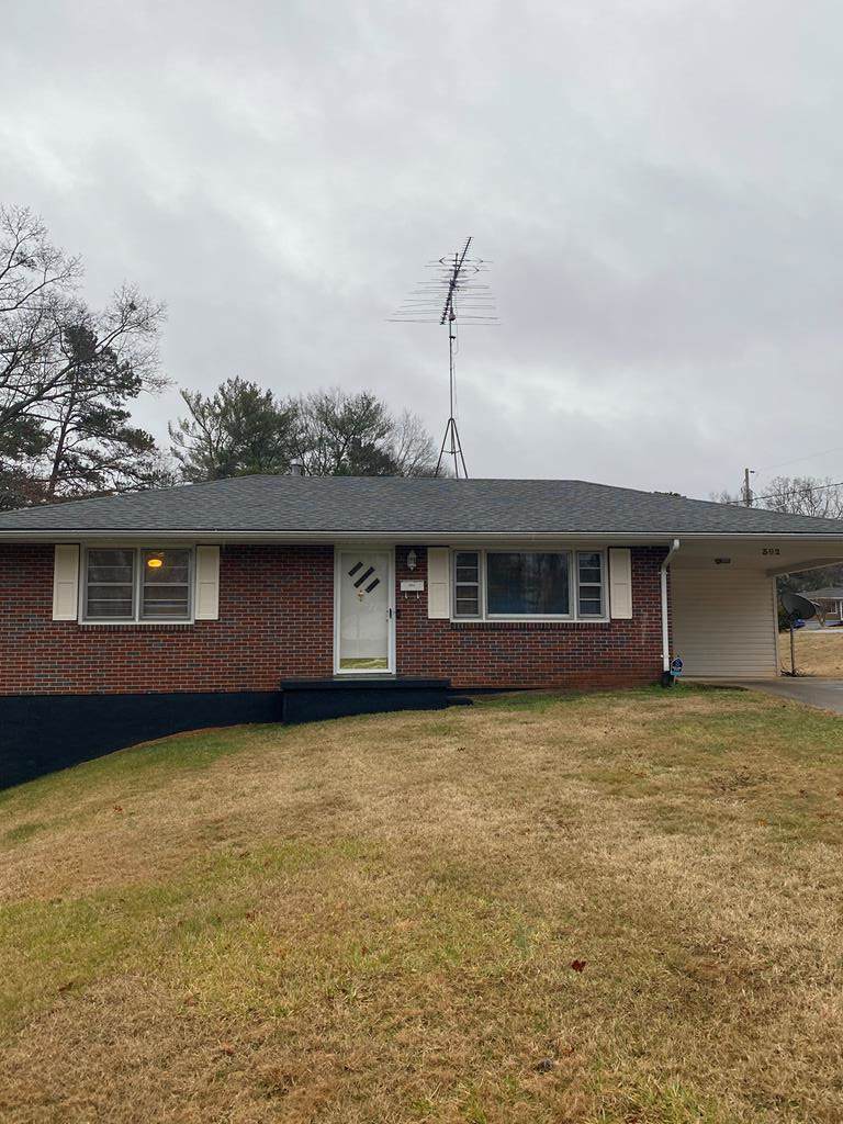 302 Chatham Dr - Photo 1
