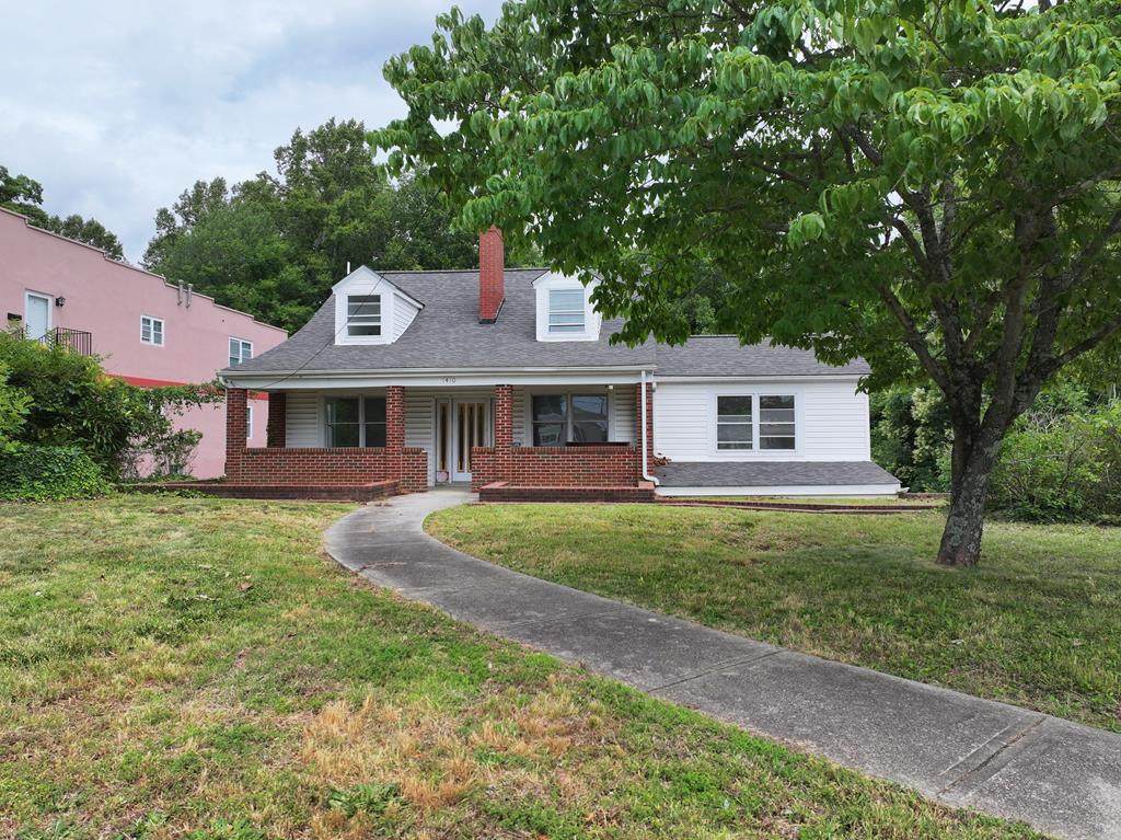 1410 W Main St - Photo 1