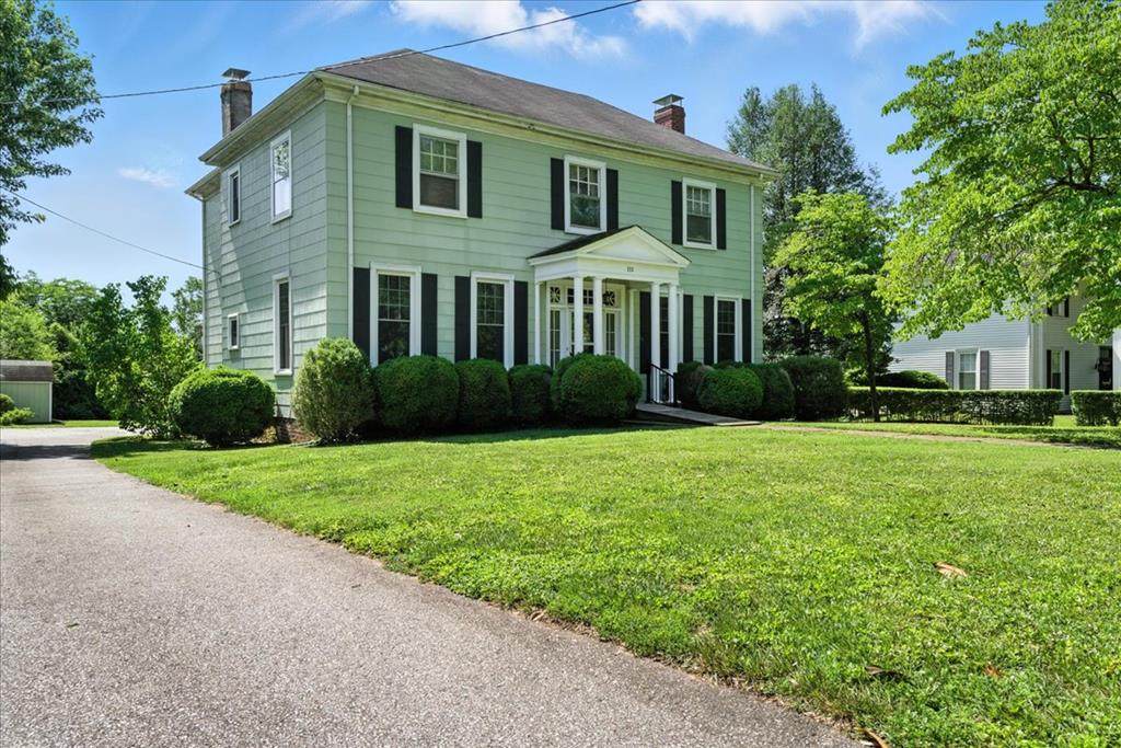 111 N Main St - Photo 1
