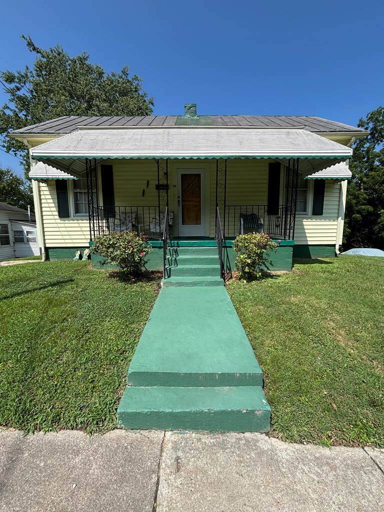 94 Fairfield Ave - Photo 1