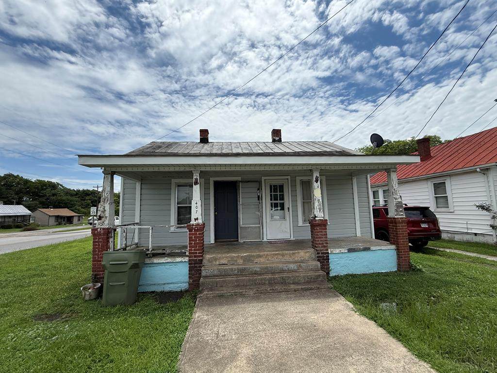 407 Industrial Ave - Photo 1