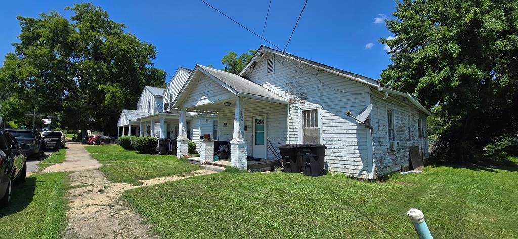 730 Temple Ave - Photo 1