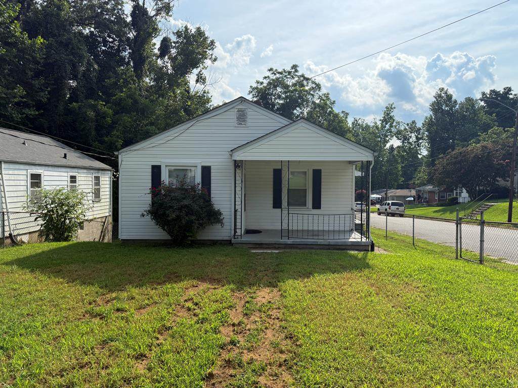 151 Cooper St - Photo 1