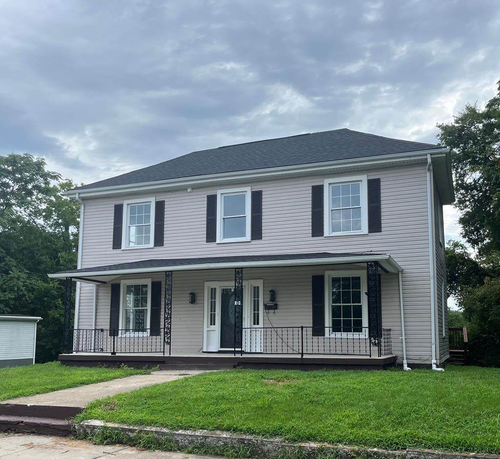 318 Farrar St - Photo 1
