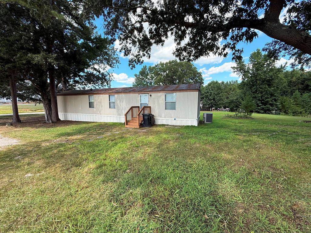 296 Gardner St - Photo 1