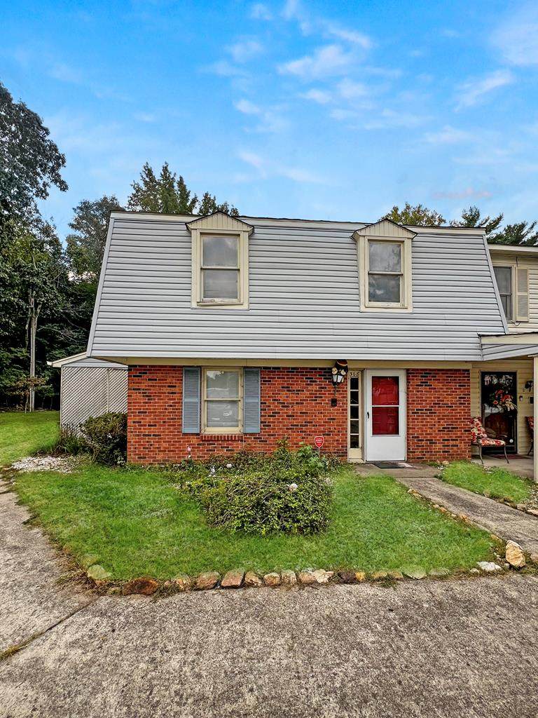 368 Seminole Trl - Photo 1