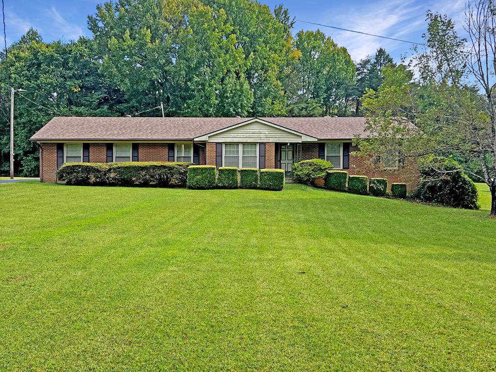 2427 Shady Grove Rd - Photo 1