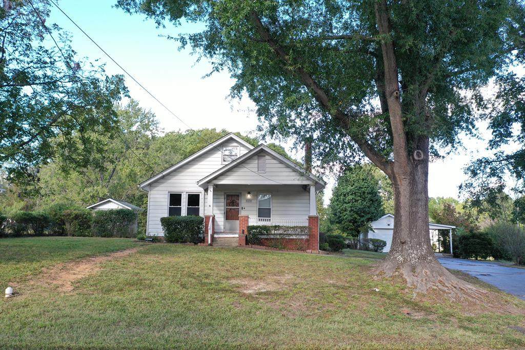 624 Ferry Rd - Photo 1