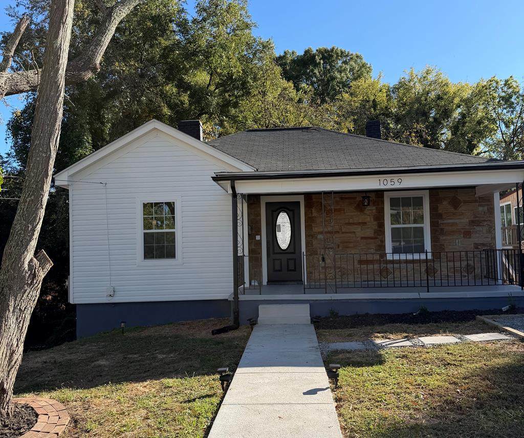 1059 W Broad St - Photo 1