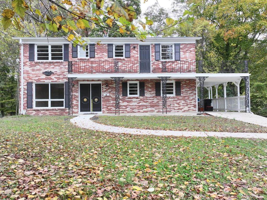 224 Oakwood Cir - Photo 1