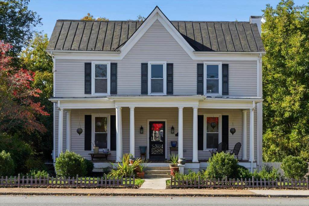 152 S Main St - Photo 1