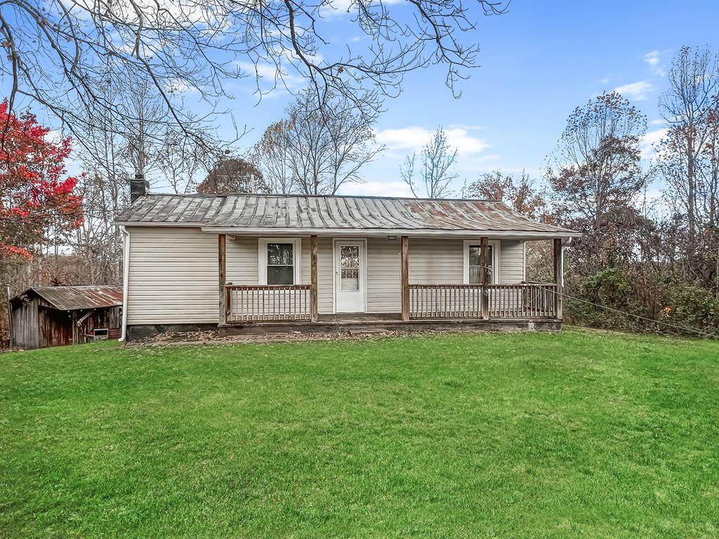 3201 Stoney Mountain Rd - Photo 1