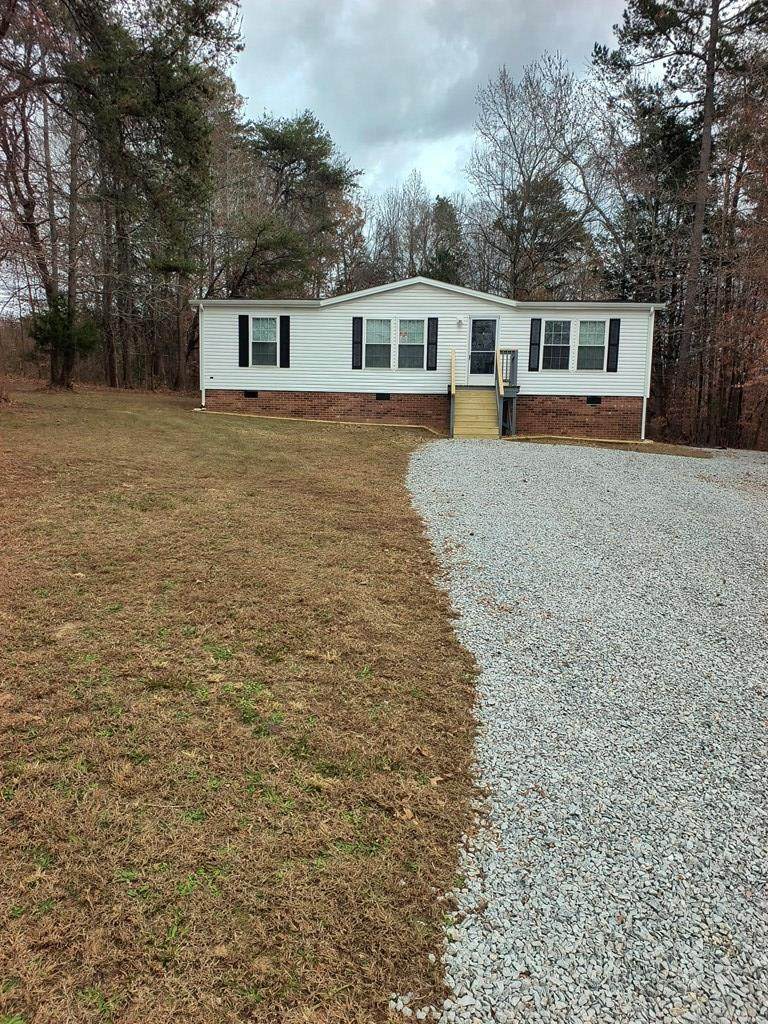 1641 Airport Rd - Photo 1