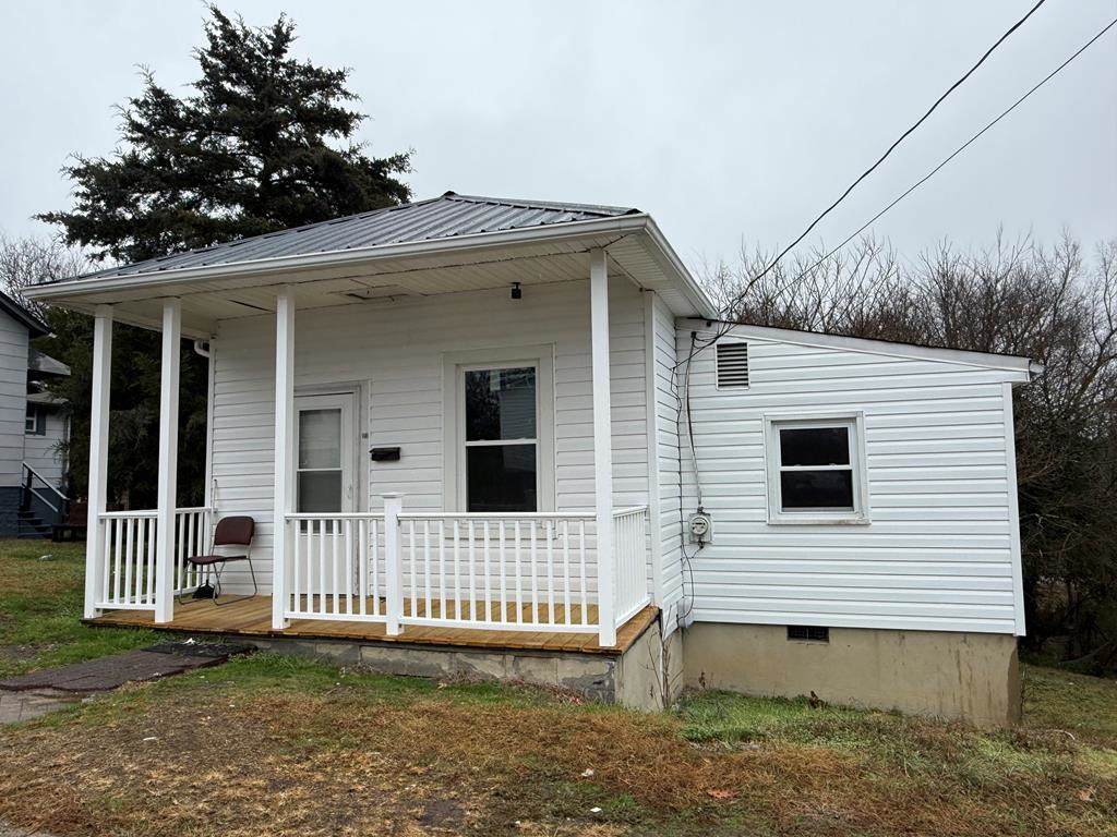 21 Milton Ave - Photo 1