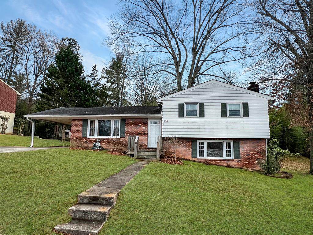 133 Eden Pl - Photo 1