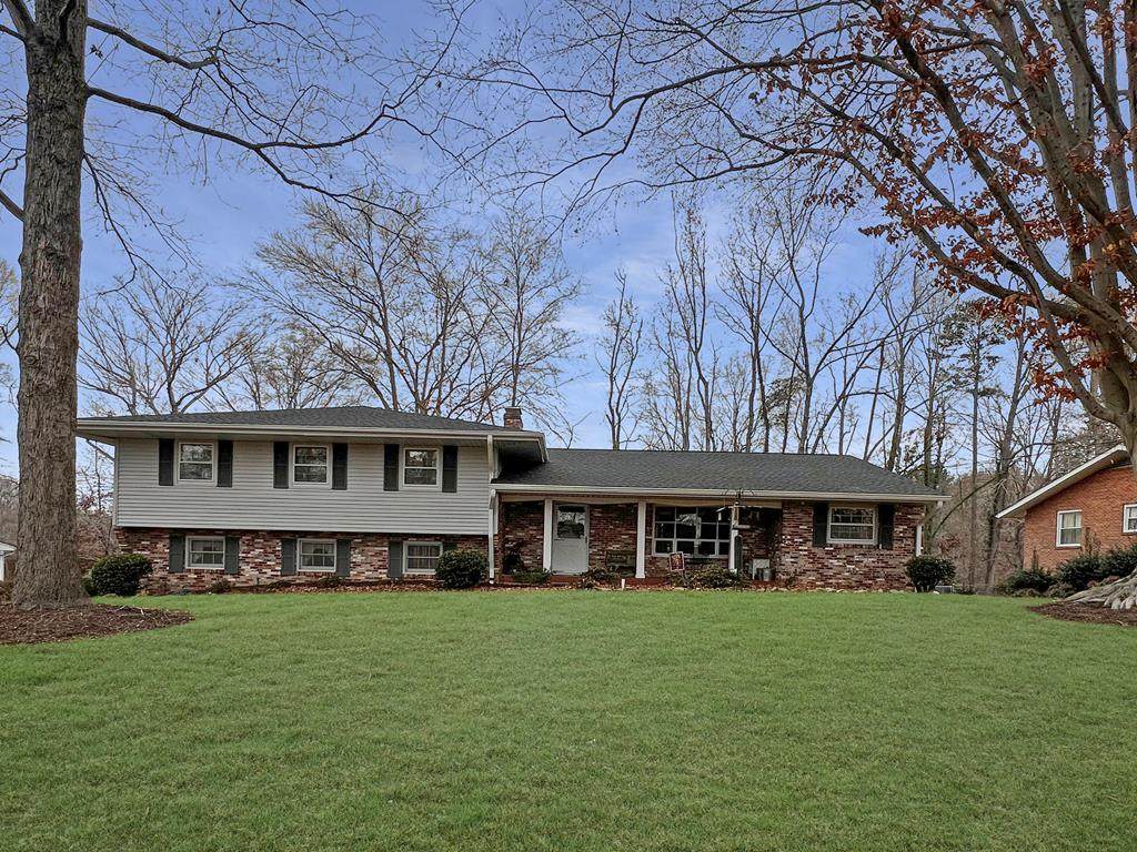 164 Fairmont Cir - Photo 1