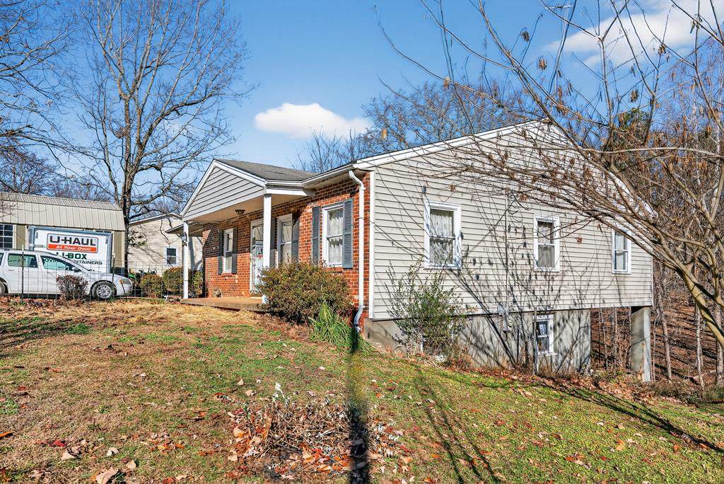 109 Robin Ct - Photo 1