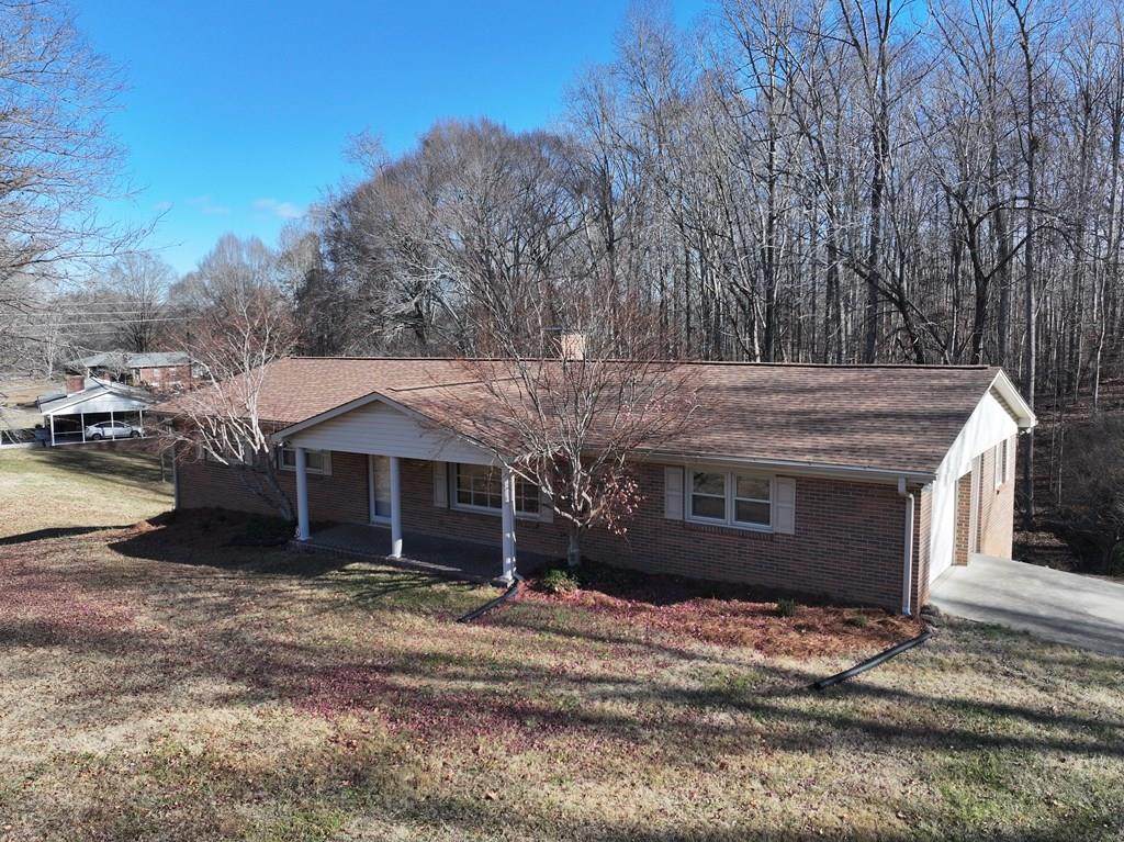 216 Lamberth Dr - Photo 1