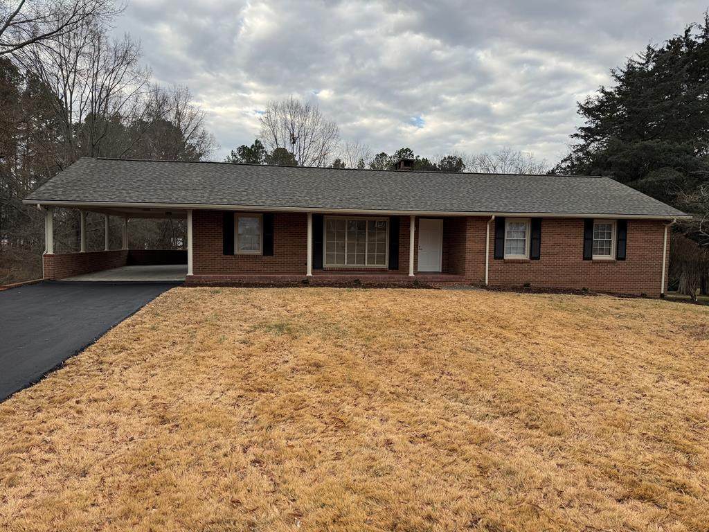 114 Vine Cir - Photo 1