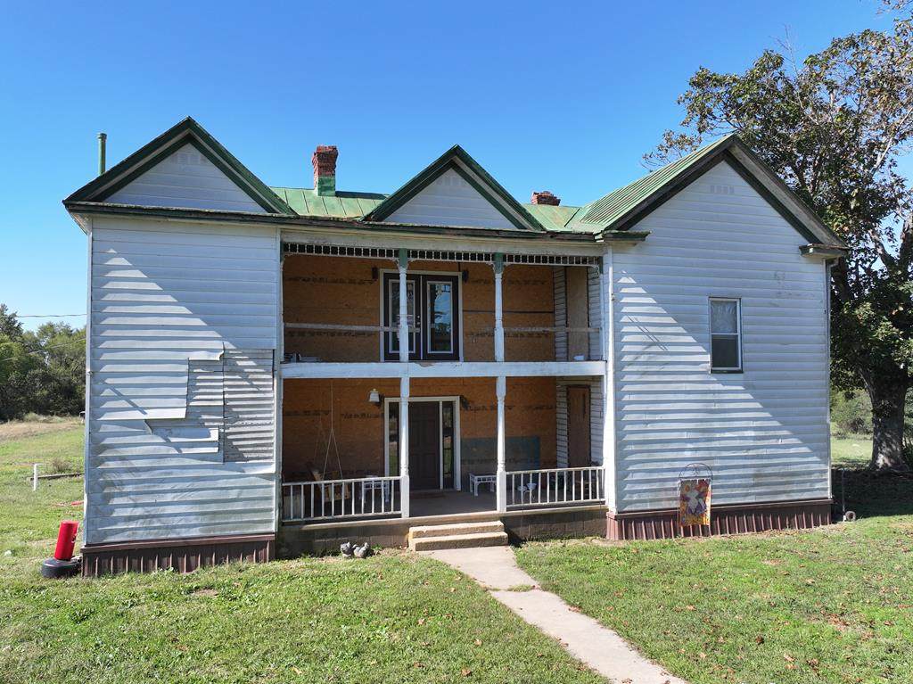 1717 Markham Rd - Photo 1