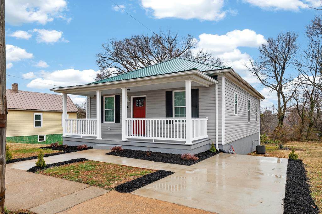 660 Franklin St - Photo 1