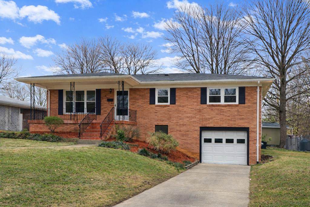 206 Parrish Rd - Photo 1