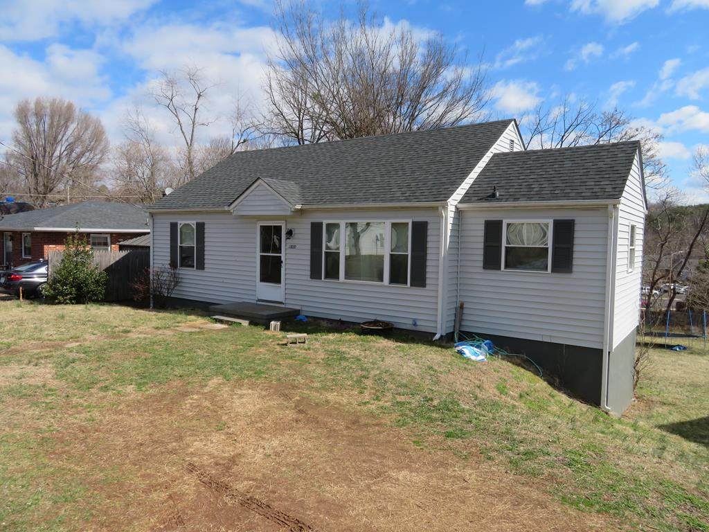 1020 Barrows Mill Rd - Photo 1