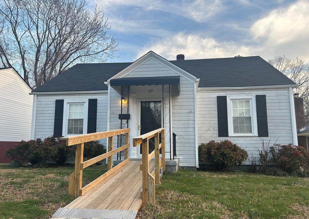 117 Macon St - Photo 1