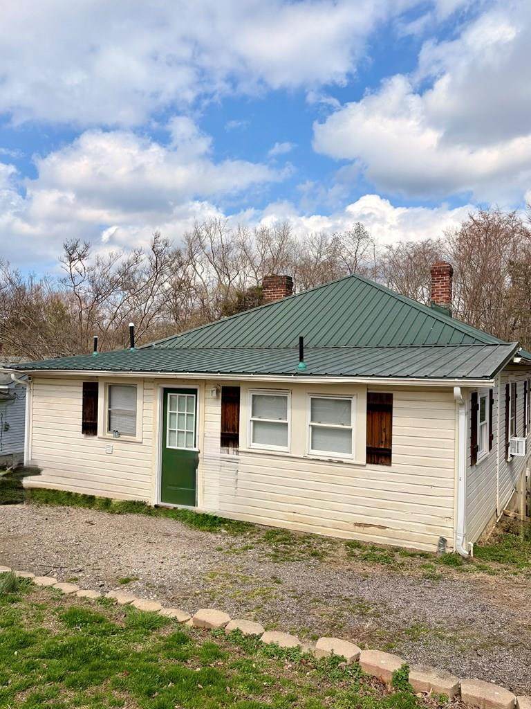 1 Yates Ave - Photo 1