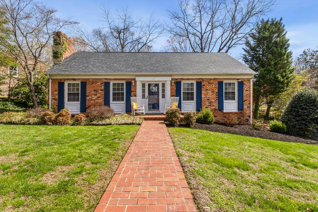 152 Ginger Dr - Photo 1